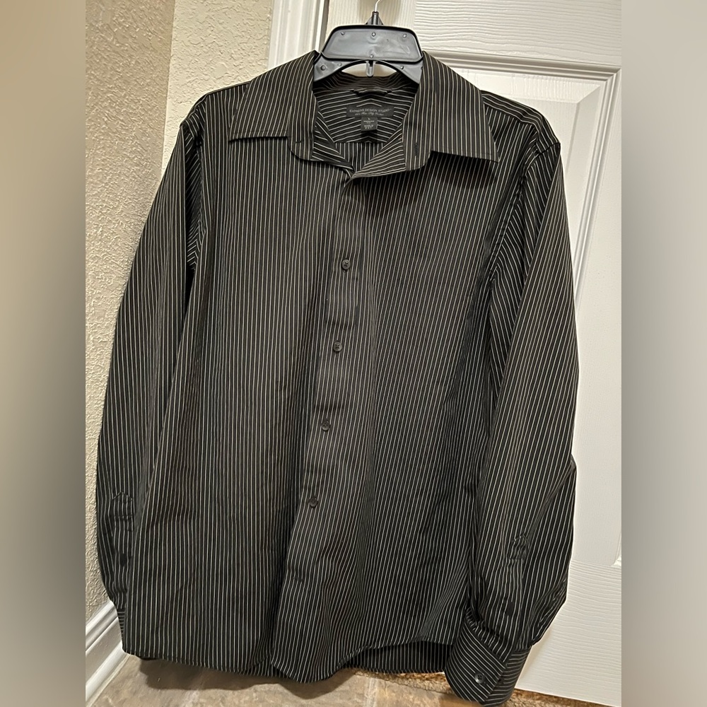 Express Men’s Button Up Long Sleeve